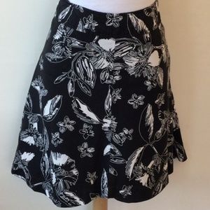 Merona black/white A-line Linen skirt floral print